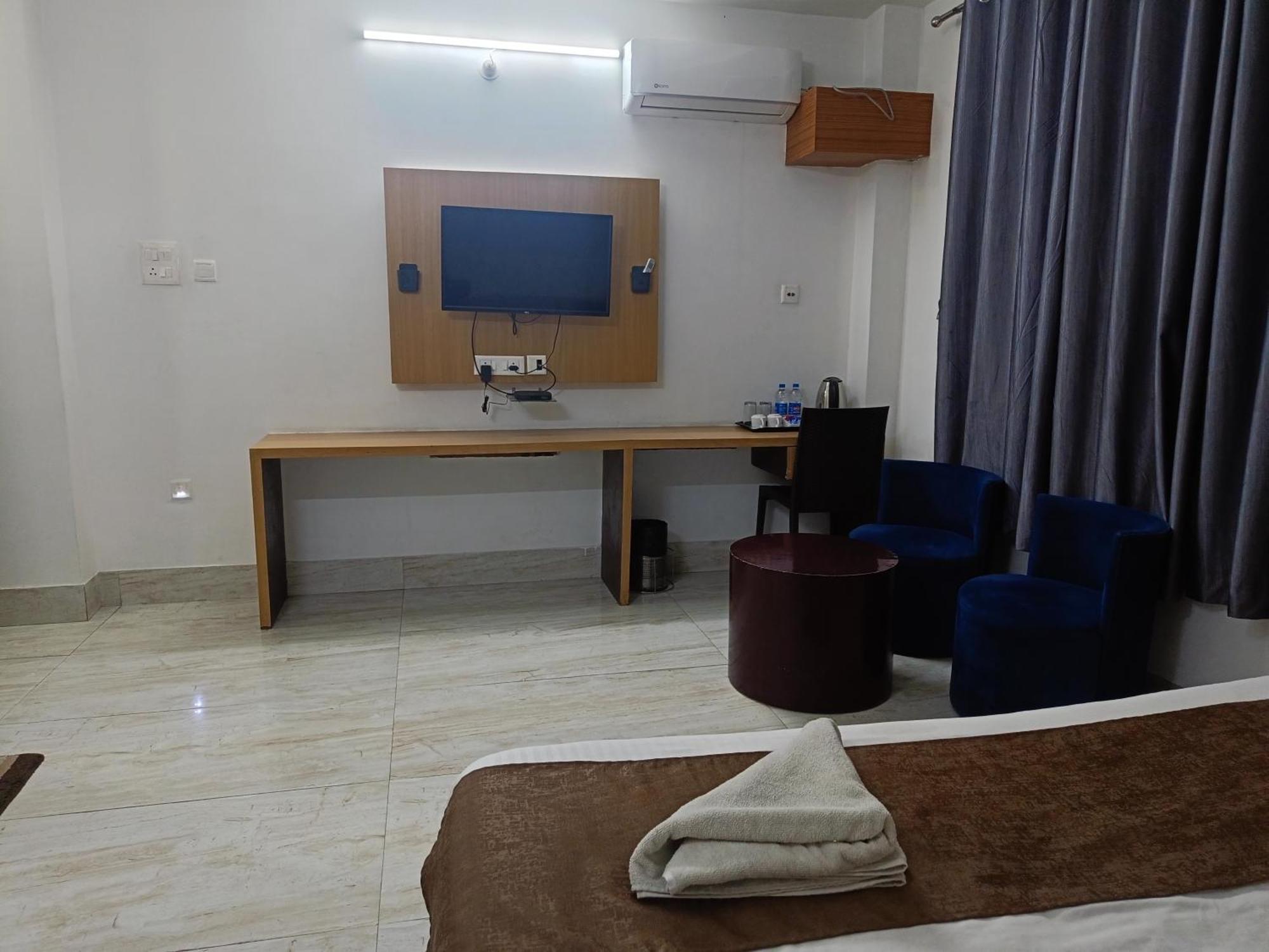 Hotel Mirana Guváhátí Exteriér fotografie
